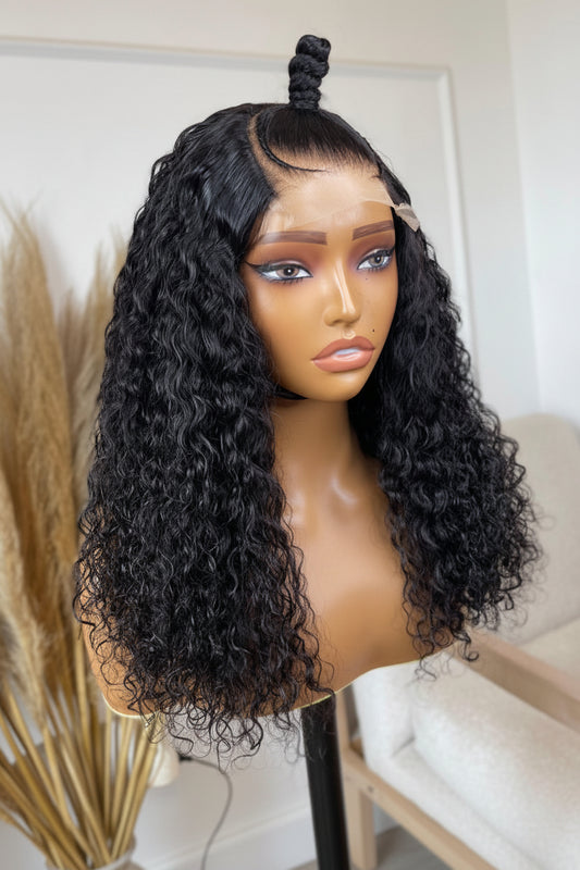 The Kiara 20 inch Curly Wig